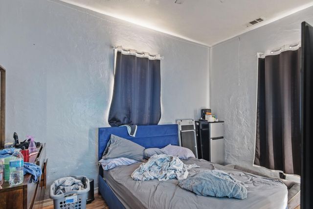 402 Maple St, Modesto, CA 95351