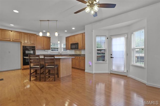 6749 Manchester Drive, Maryville, IL 62062