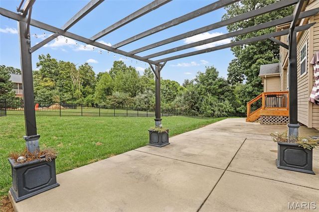 6749 Manchester Drive, Maryville, IL 62062