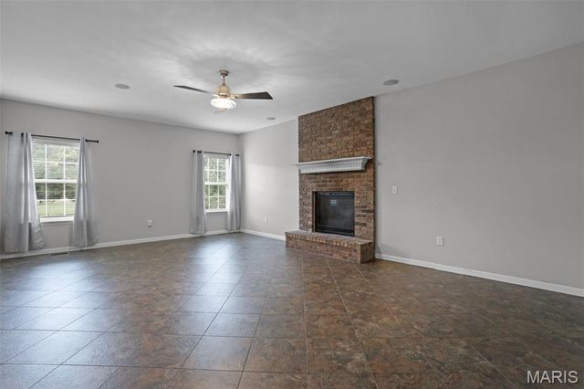 6749 Manchester Drive, Maryville, IL 62062