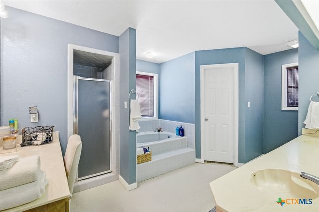 314 Kelly Drive, Victoria, TX 77904