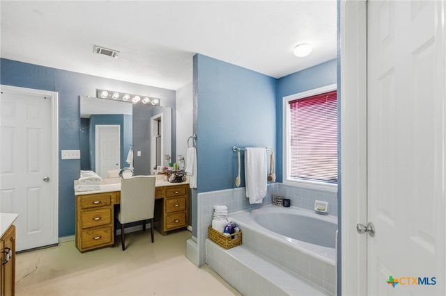 314 Kelly Drive, Victoria, TX 77904