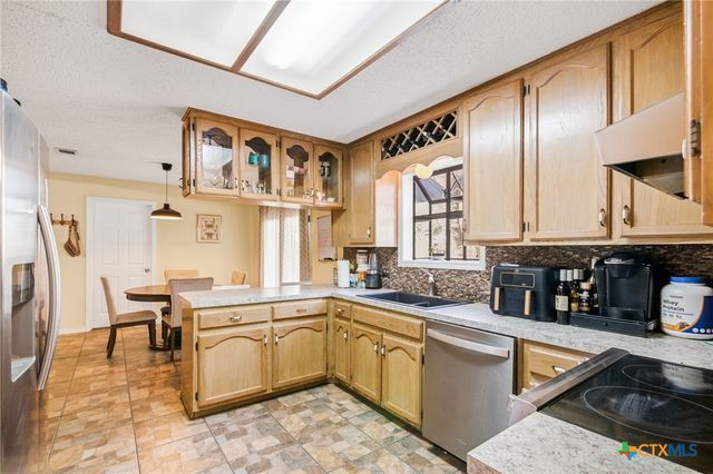 314 Kelly Drive, Victoria, TX 77904