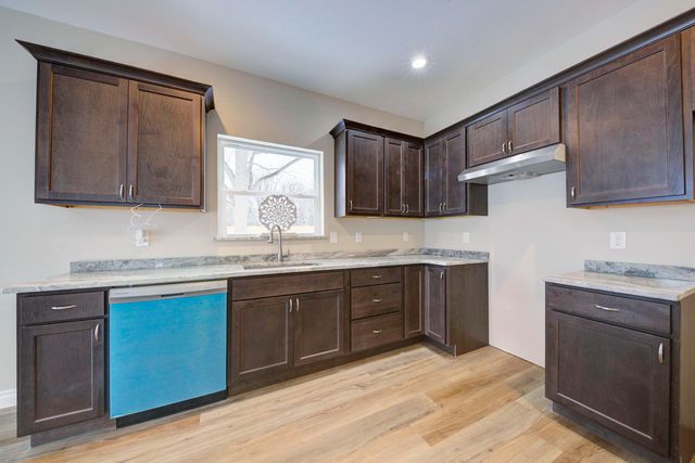 1125 Brandt Street, Garden City, MI 48135