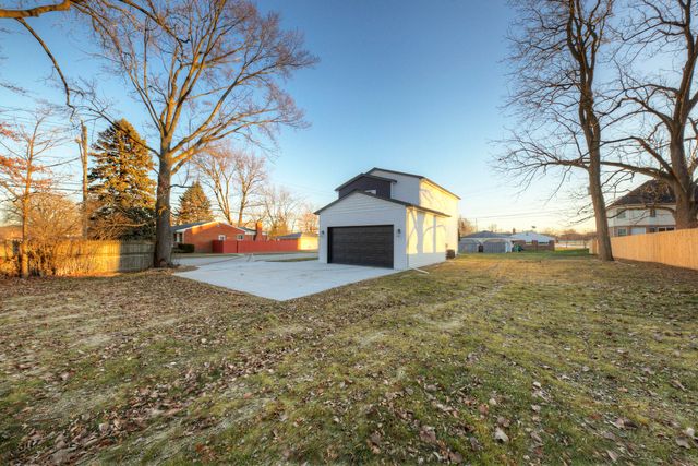 1125 Brandt Street, Garden City, MI 48135