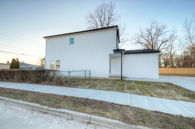 1125 Brandt Street, Garden City, MI 48135