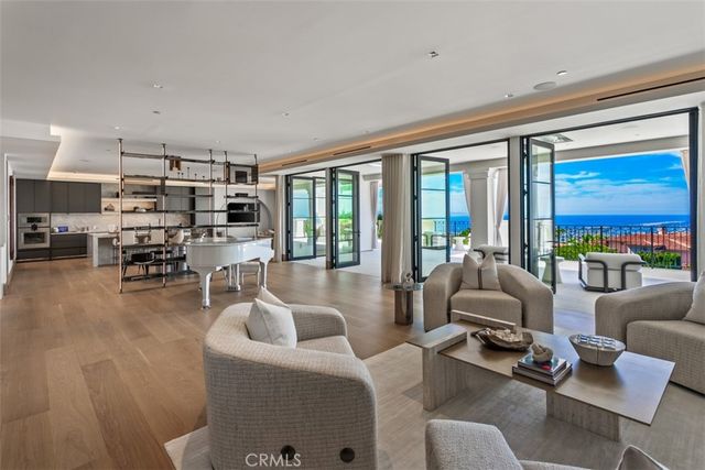 7 Sailview, Newport Coast, CA 92657