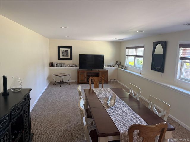 20 Via Continental, Huntington Station, NY 11746