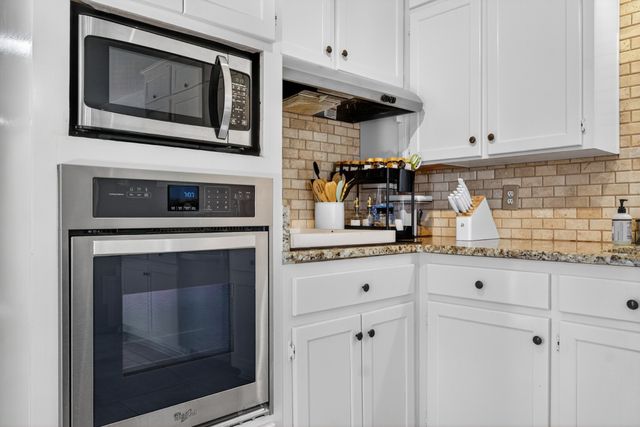 1105 Bagley Dr, Fayetteville, TN 37334