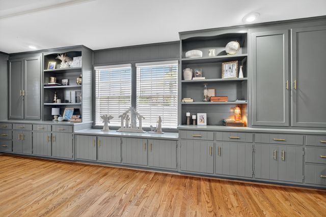 1105 Bagley Dr, Fayetteville, TN 37334