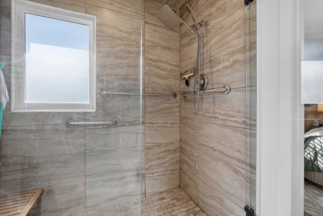 1105 Bagley Dr, Fayetteville, TN 37334