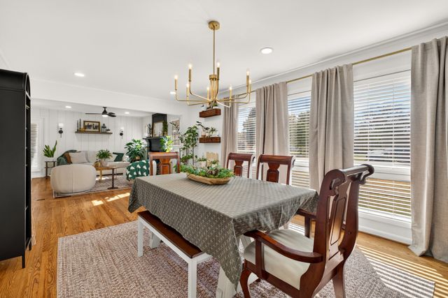 1105 Bagley Dr, Fayetteville, TN 37334