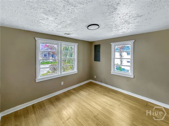 1204 Murphy Avenue, Savannah, GA 31415