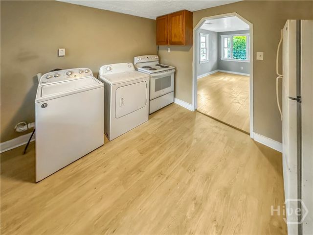 1204 Murphy Avenue, Savannah, GA 31415