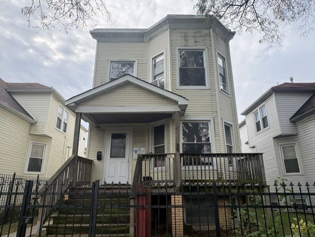4925 W Montana Street, Chicago, IL 60639 — photo 2