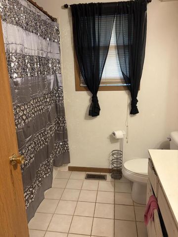 4521 73rd STREET, Kenosha, WI 53142