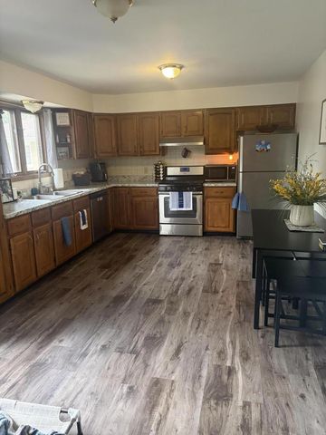 4521 73rd STREET, Kenosha, WI 53142