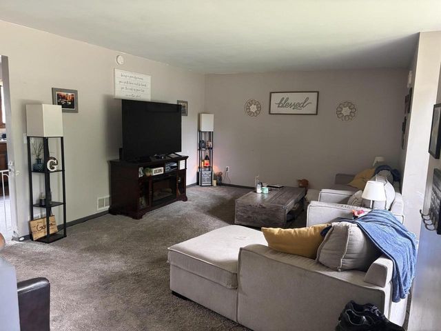 4521 73rd STREET, Kenosha, WI 53142