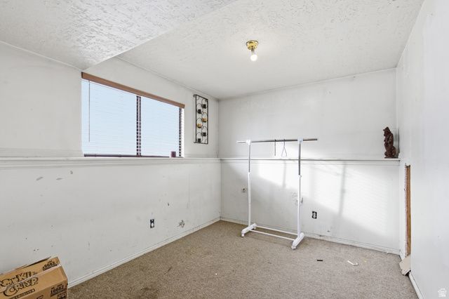 891 SUNFLOWER DR, Ogden, UT 84404