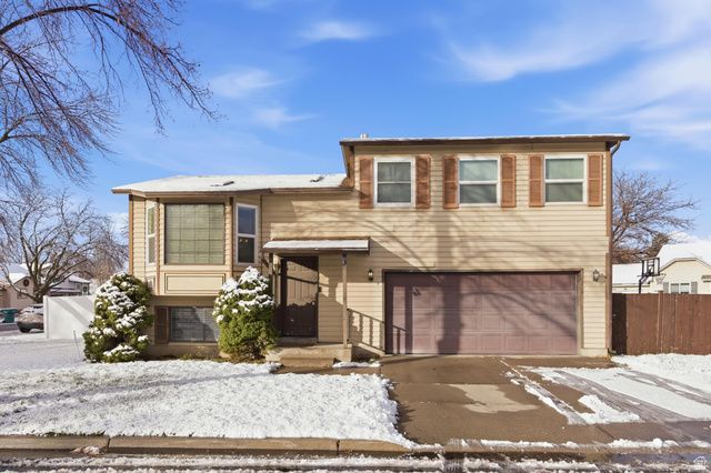 891 SUNFLOWER DR, Ogden, UT 84404