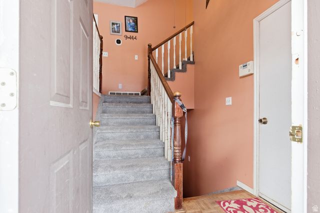 891 SUNFLOWER DR, Ogden, UT 84404