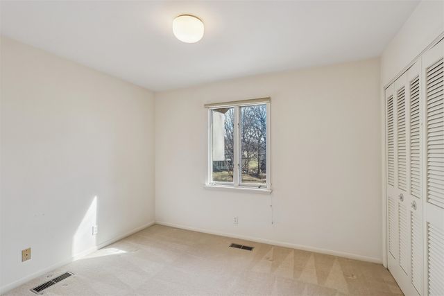 1000 56th Street, Des Moines, IA 50311