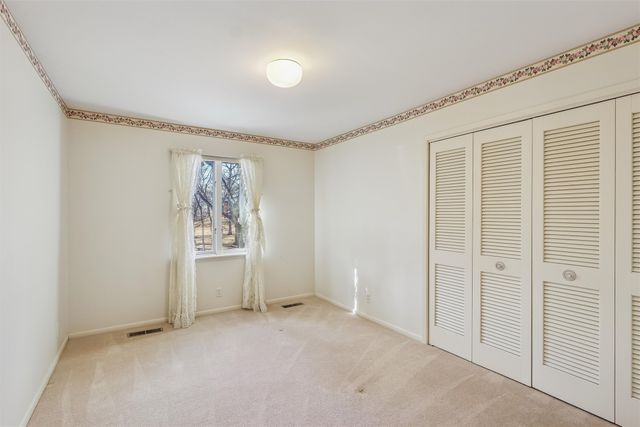 1000 56th Street, Des Moines, IA 50311