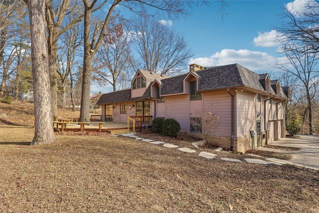 1000 56th Street, Des Moines, IA 50311