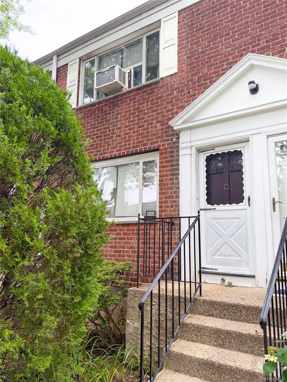 212-87 16th Avenue 189, Bayside, NY 11360
