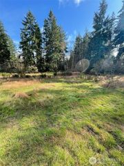9221 SW Bank Road, Vashon, WA 98070
