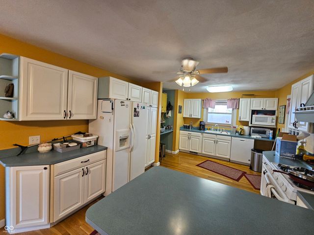 2211 W 600 S, Anderson, IN 46013