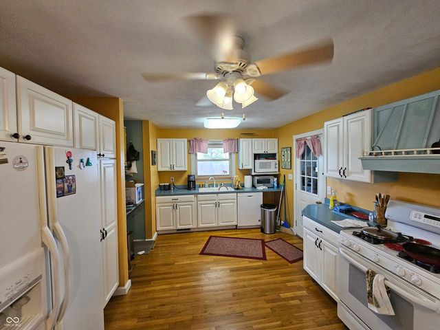 2211 W 600 S, Anderson, IN 46013