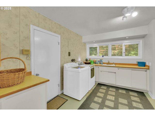 21076 Nw Green Mountain Rd, Banks, OR 97106