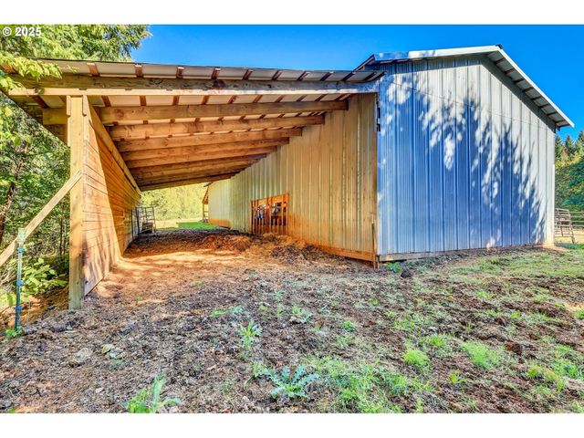 21076 Nw Green Mountain Rd, Banks, OR 97106