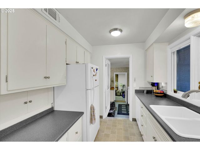 21076 Nw Green Mountain Rd, Banks, OR 97106