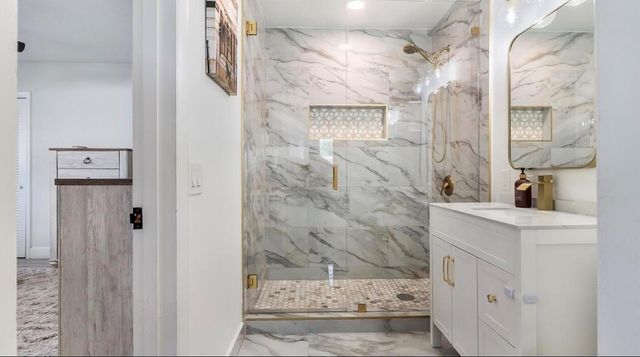 542 NW 47th Avenue, Plantation, FL 33317