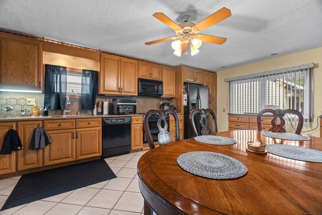 295 Midway Oval, Groton, CT 06340