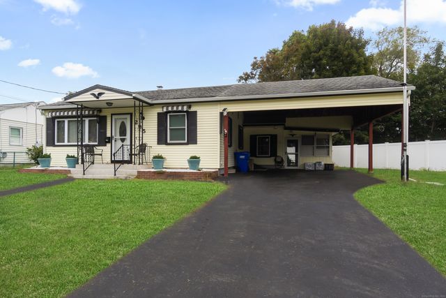295 Midway Oval, Groton, CT 06340