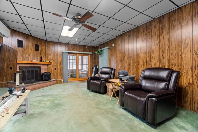 295 Midway Oval, Groton, CT 06340