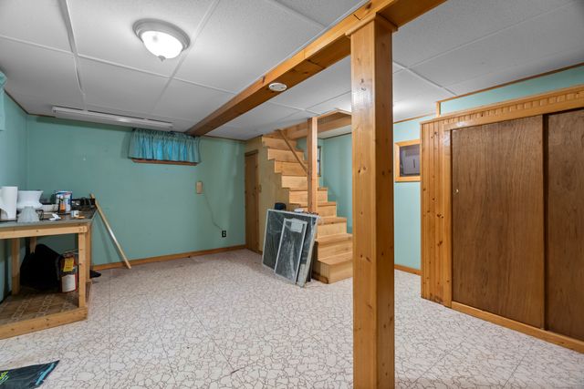 295 Midway Oval, Groton, CT 06340
