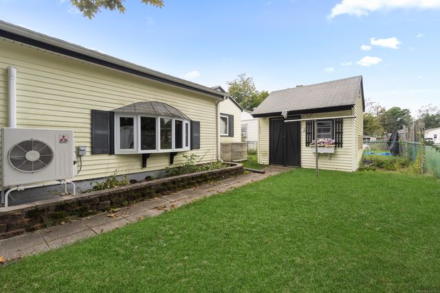 295 Midway Oval, Groton, CT 06340