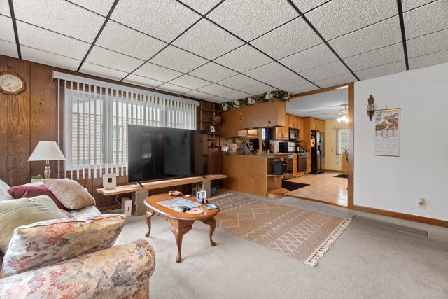 295 Midway Oval, Groton, CT 06340