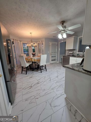 811 Madison View Lane, Lawrenceville, GA 30045