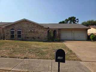 500 Cavendish Drive, Arlington, TX 76014