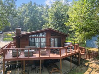 W6220 N Lakeview Drive, Markesan, WI 53946