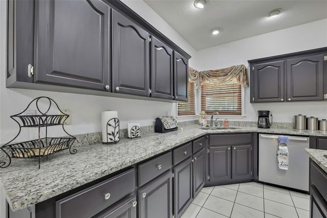 7377 ROYAL OAK DRIVE, Weeki Wachee, FL 34607