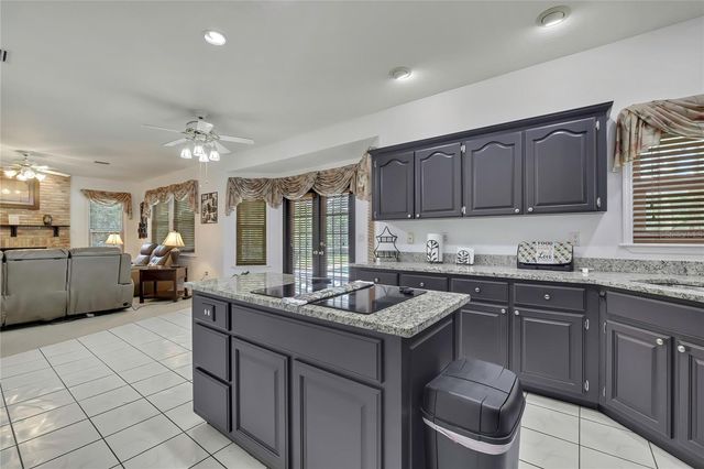 7377 ROYAL OAK DRIVE, Weeki Wachee, FL 34607