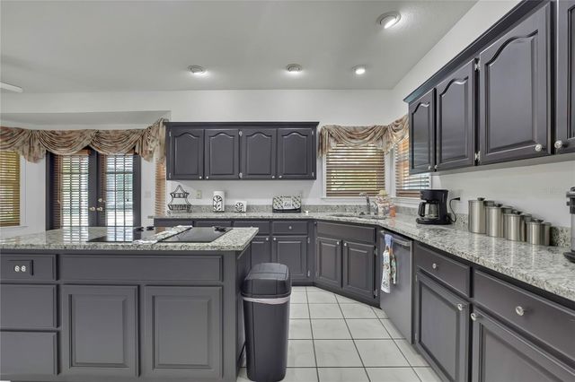 7377 ROYAL OAK DRIVE, Weeki Wachee, FL 34607