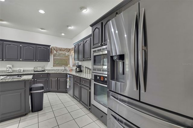 7377 ROYAL OAK DRIVE, Weeki Wachee, FL 34607