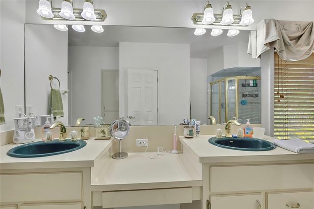 7377 ROYAL OAK DRIVE, Weeki Wachee, FL 34607